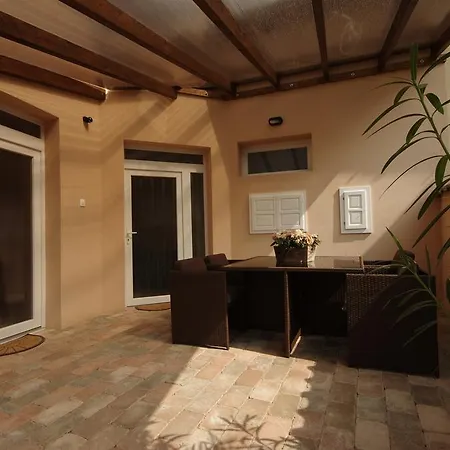 Trend Deluxe Apartman Gyula